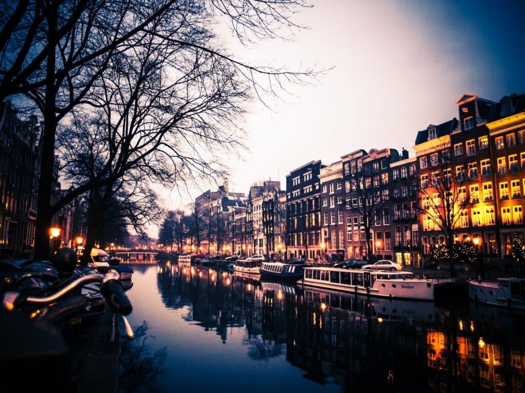 Ultimate Amsterdam Travel Guide