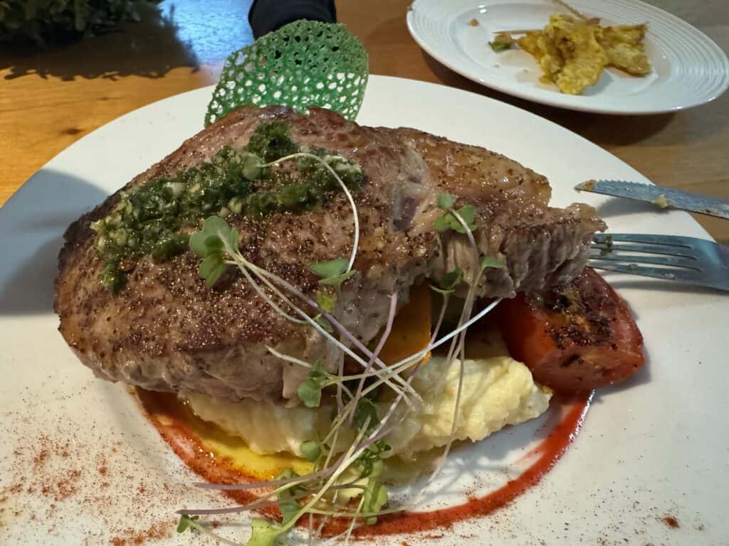 Lola’s Restaurant and Bar