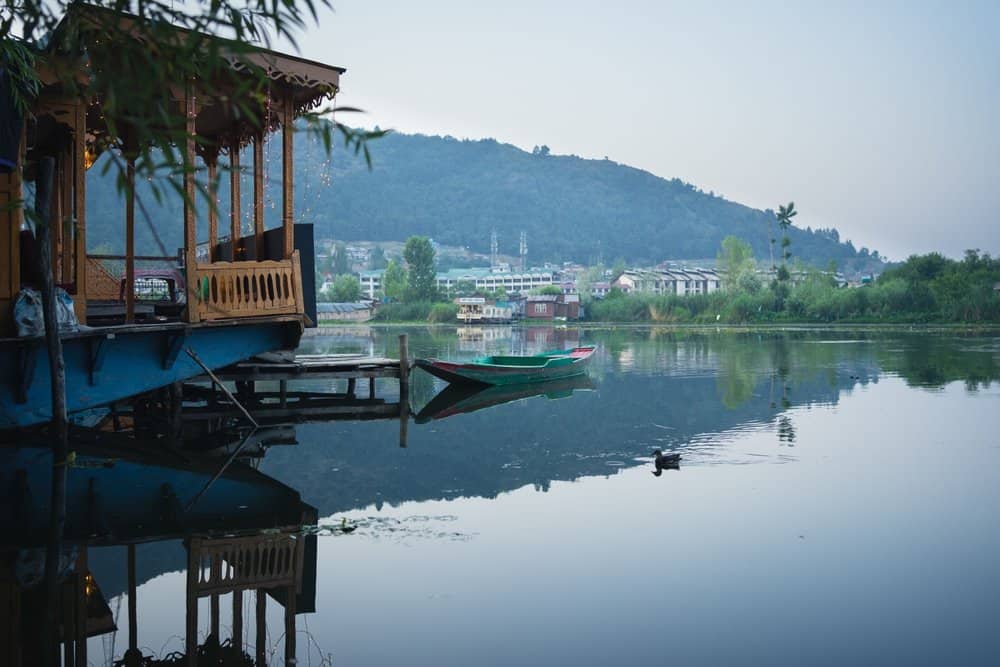 Nigeen Lake