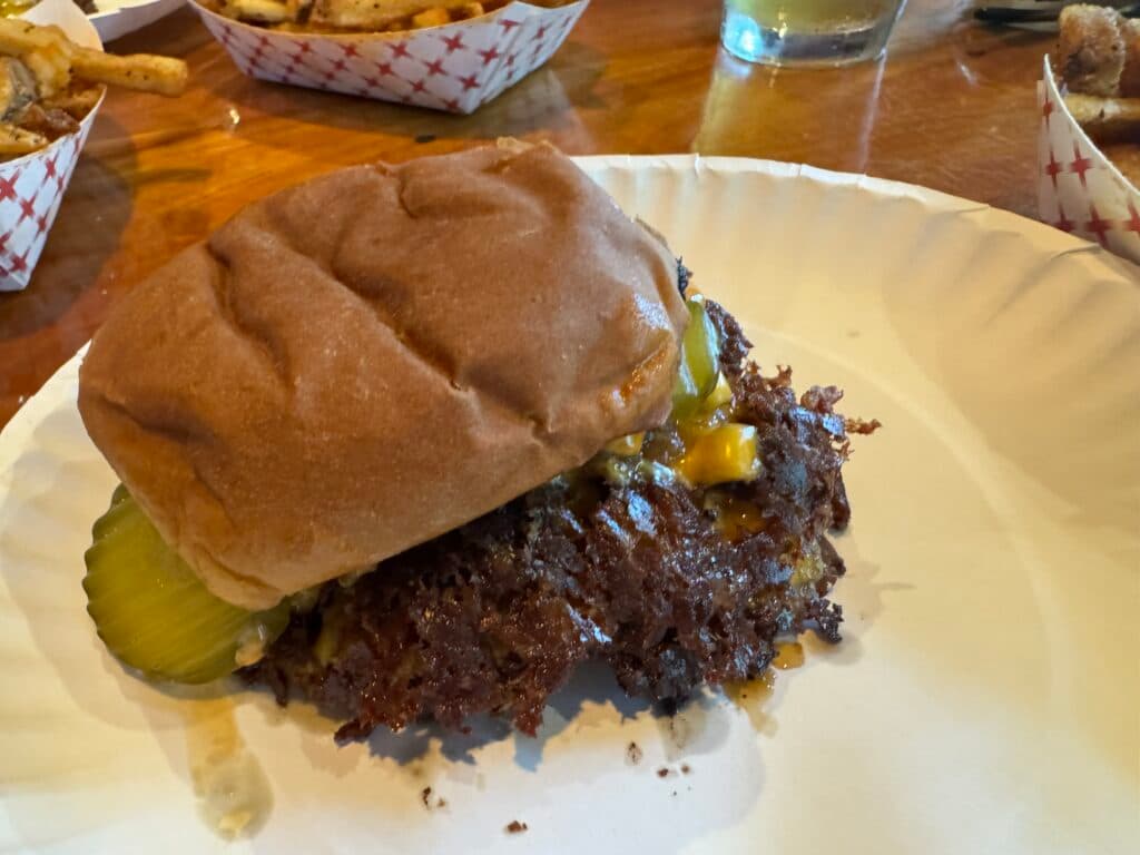 GUSTOS burger bar + more
