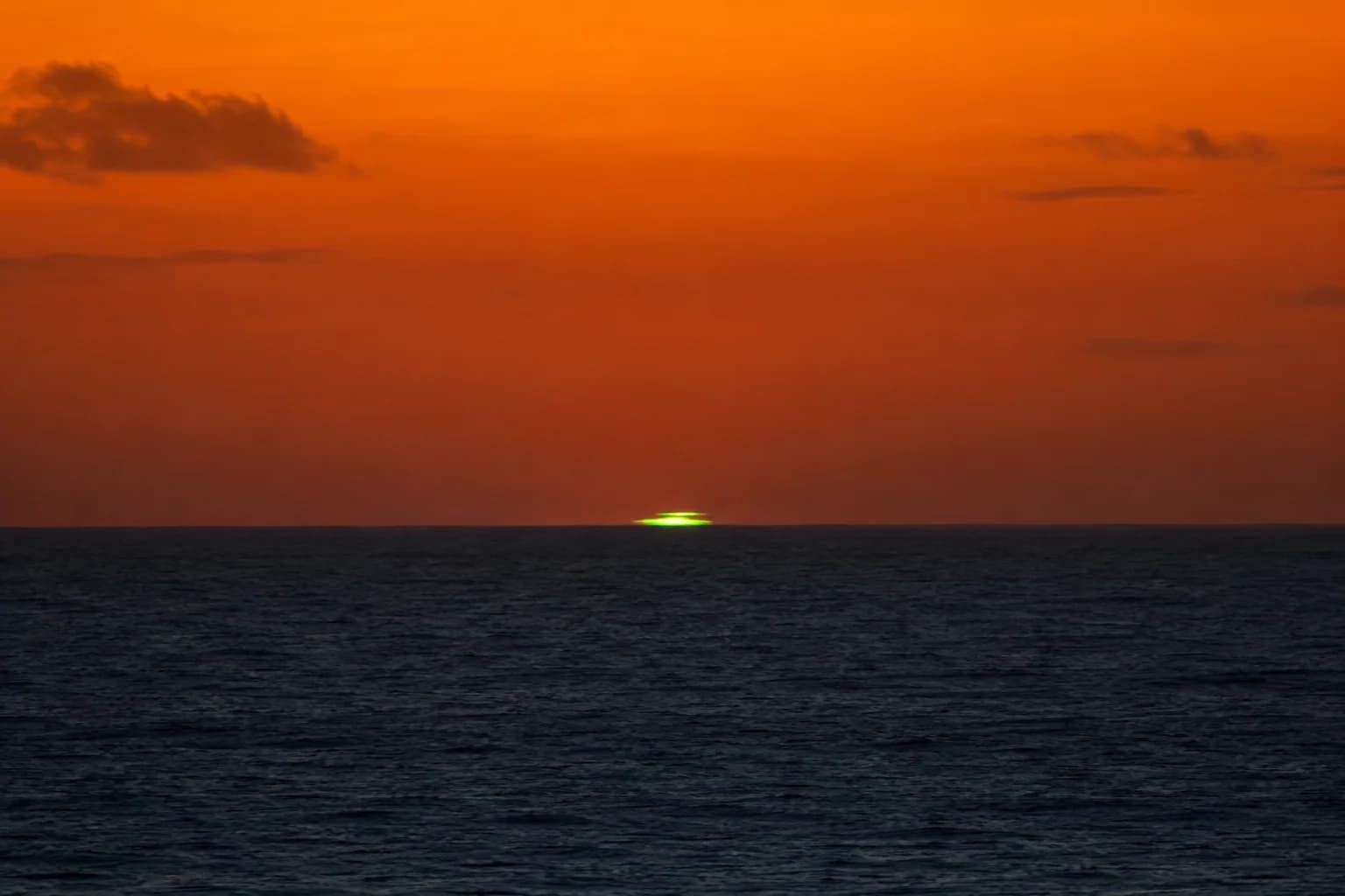 How to Catch the Green Flash in Aruba, and Why the Island Stacks the Odds