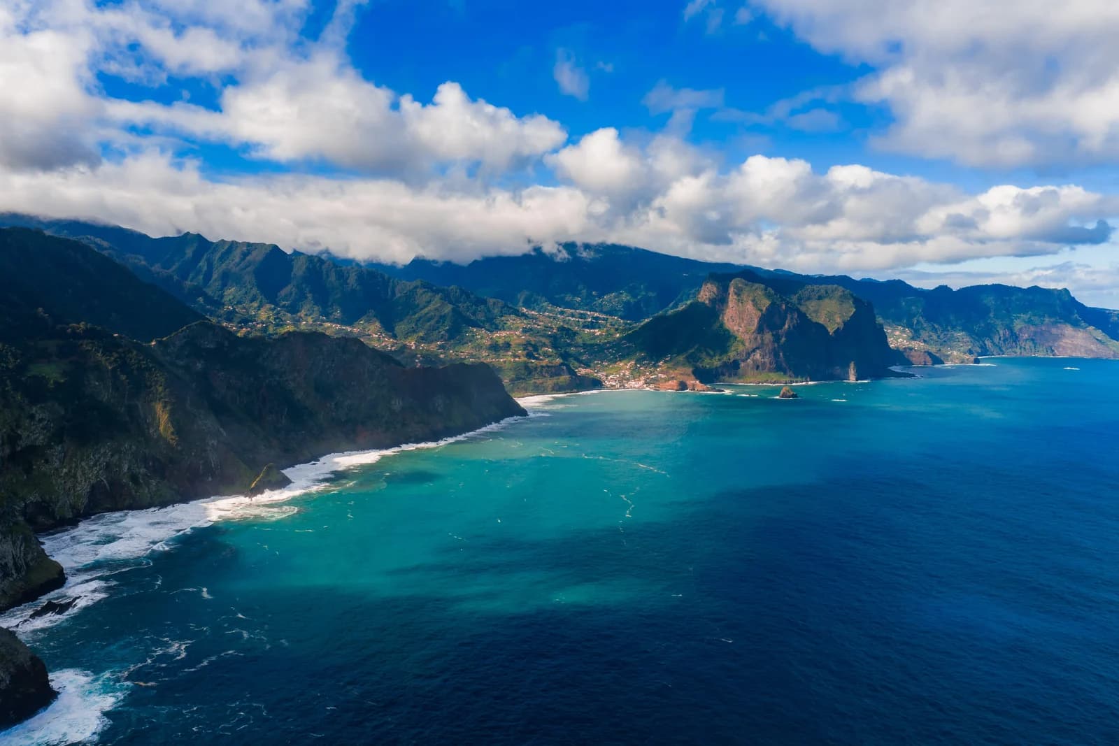 Car Rental Without a Credit Card in Madeira: Real Alternatives and Important Conditions