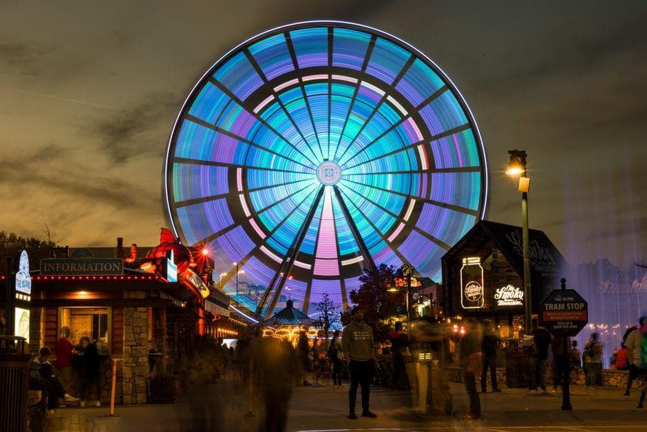 Different Ages, Different Interests: Making a Pigeon Forge Vacation Work