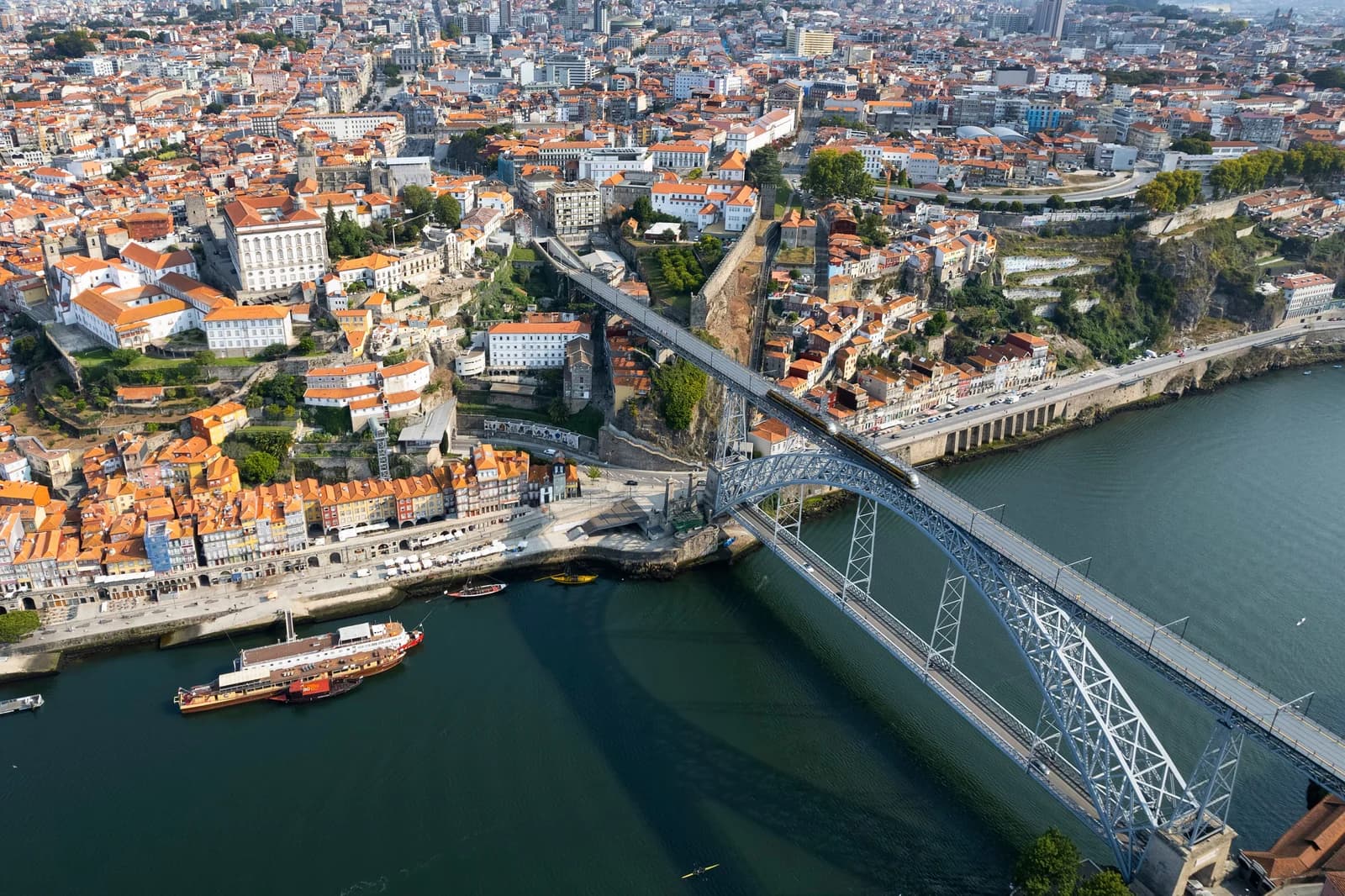 The Ultimate 7-Day Portugal Road Trip: From Lisbon to Porto via Coastal Towns and Hidden Gems