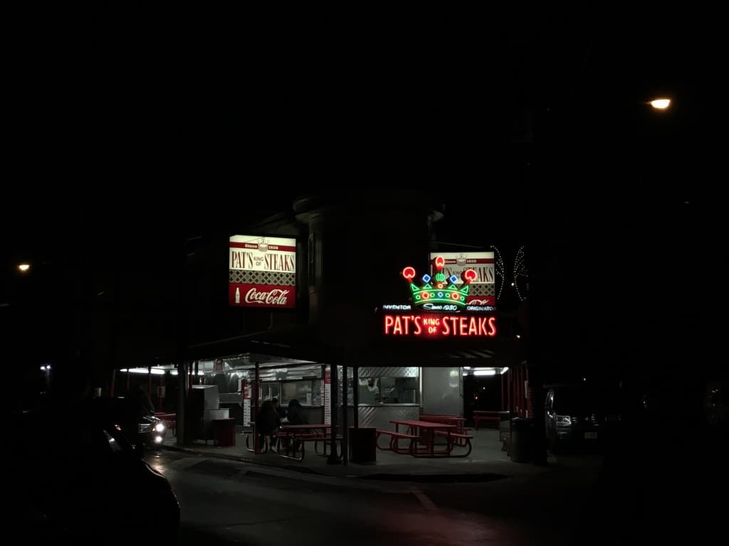 Pat's King of Steaks