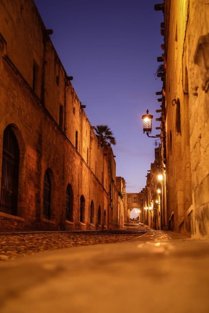 Get Lost In A Medieval Maze