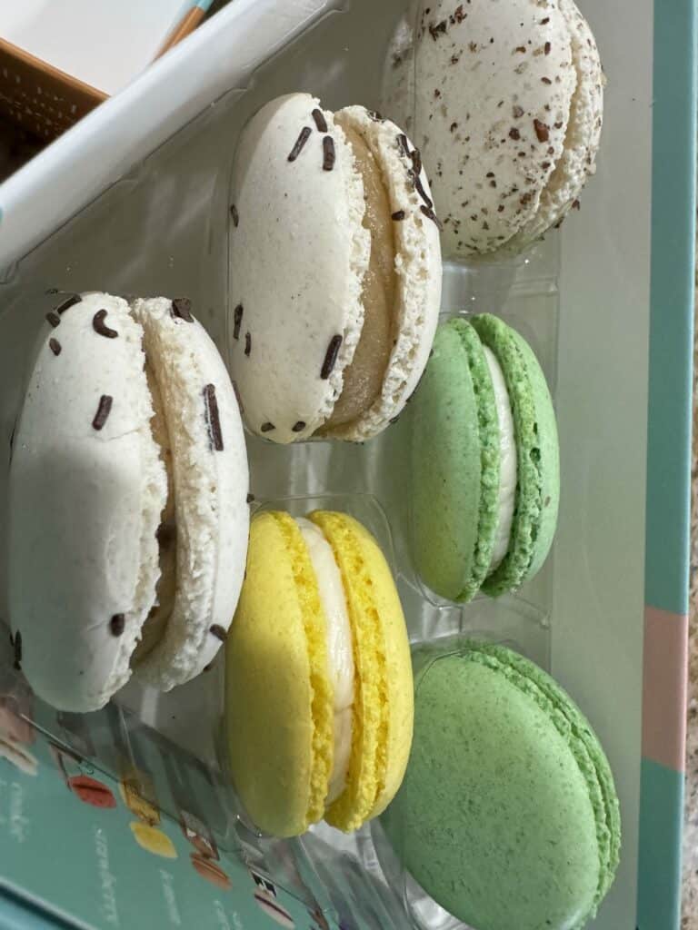 JOY Macarons