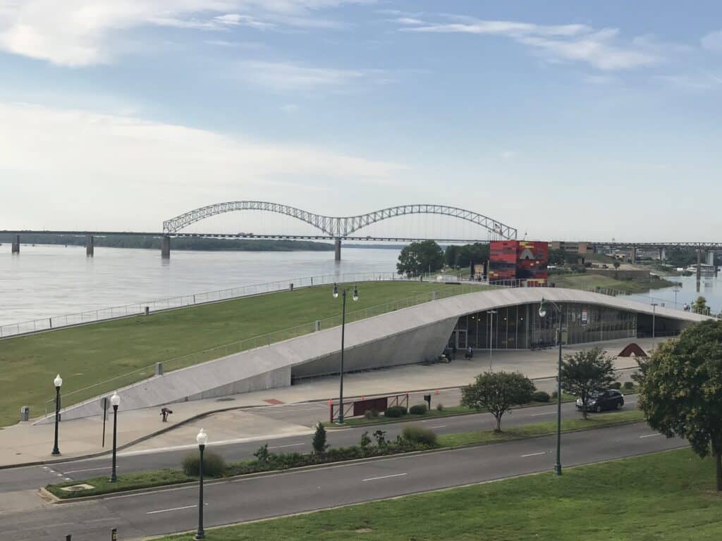 Tom Lee Park
