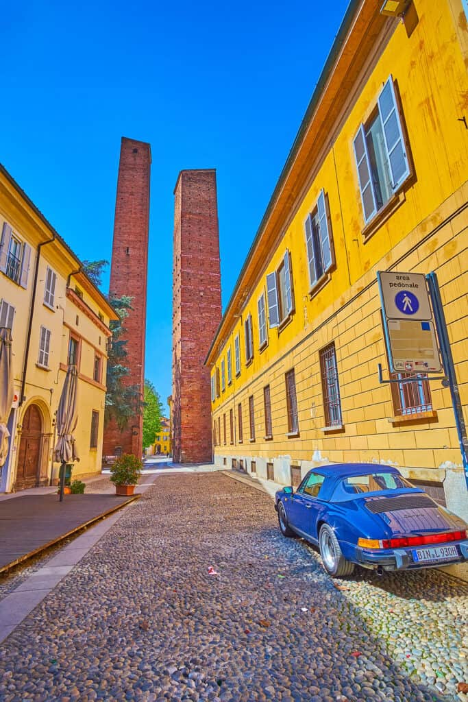 Towers of Pavia (Torri di Pavia)