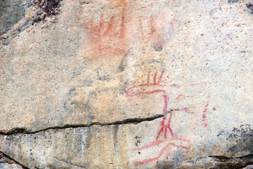 Astuvansalmi rock paintings