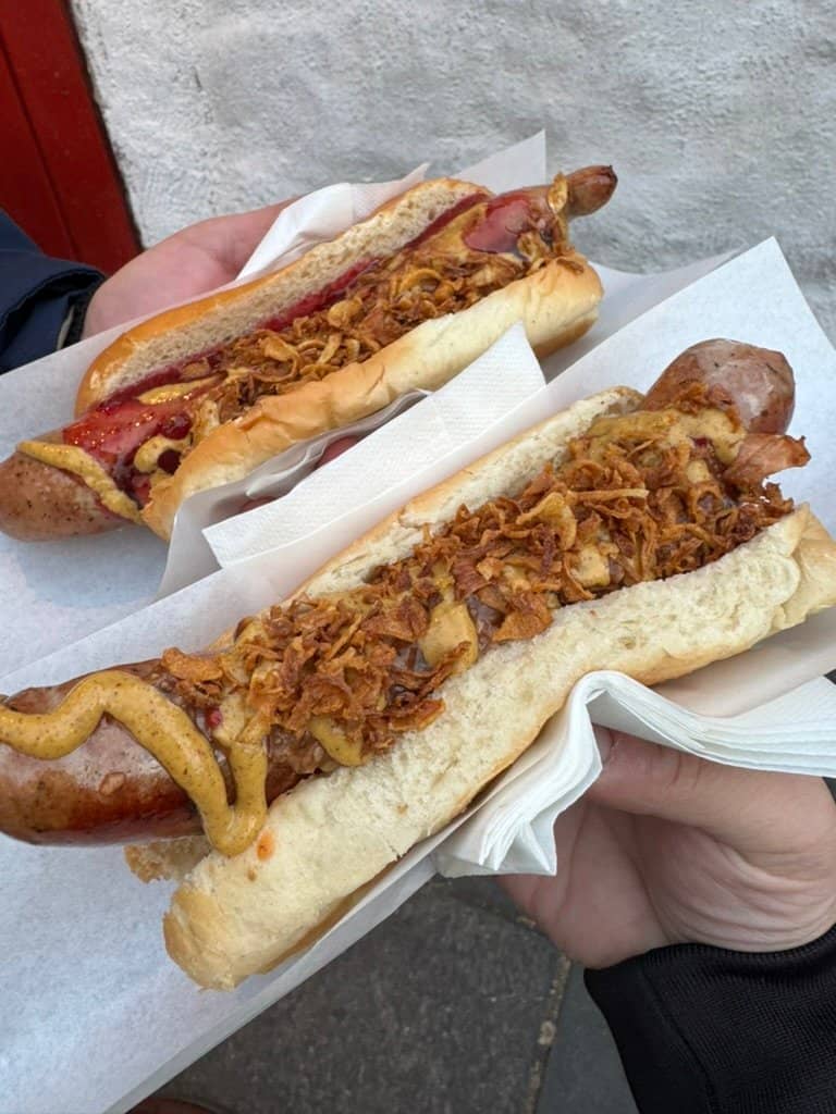 Trekroneren Hot Dog Stand