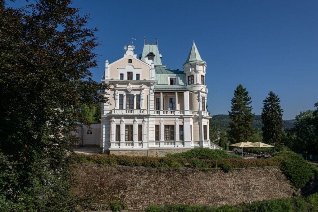 Chateau Cihelny