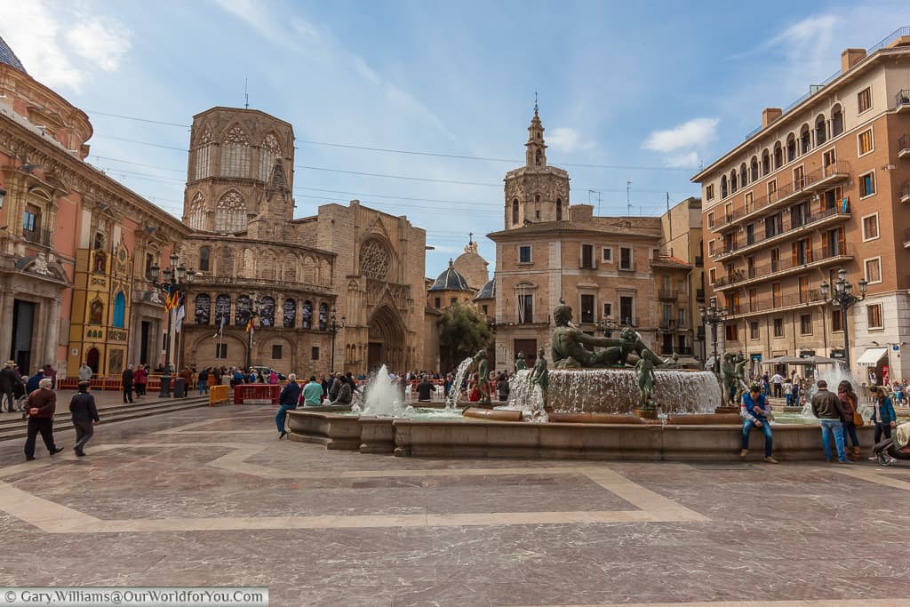 Wander Around Valencia