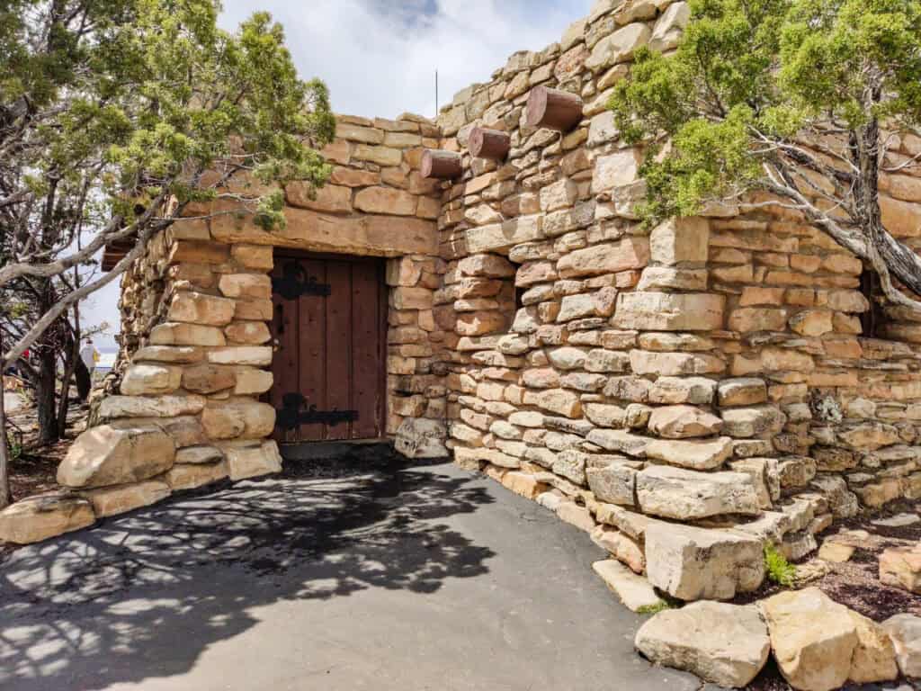 Yavapai Geology Museum