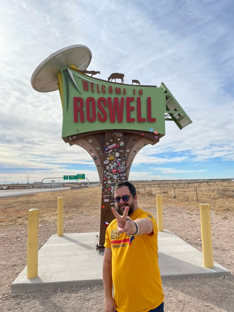 Welcome to Roswell Sign
