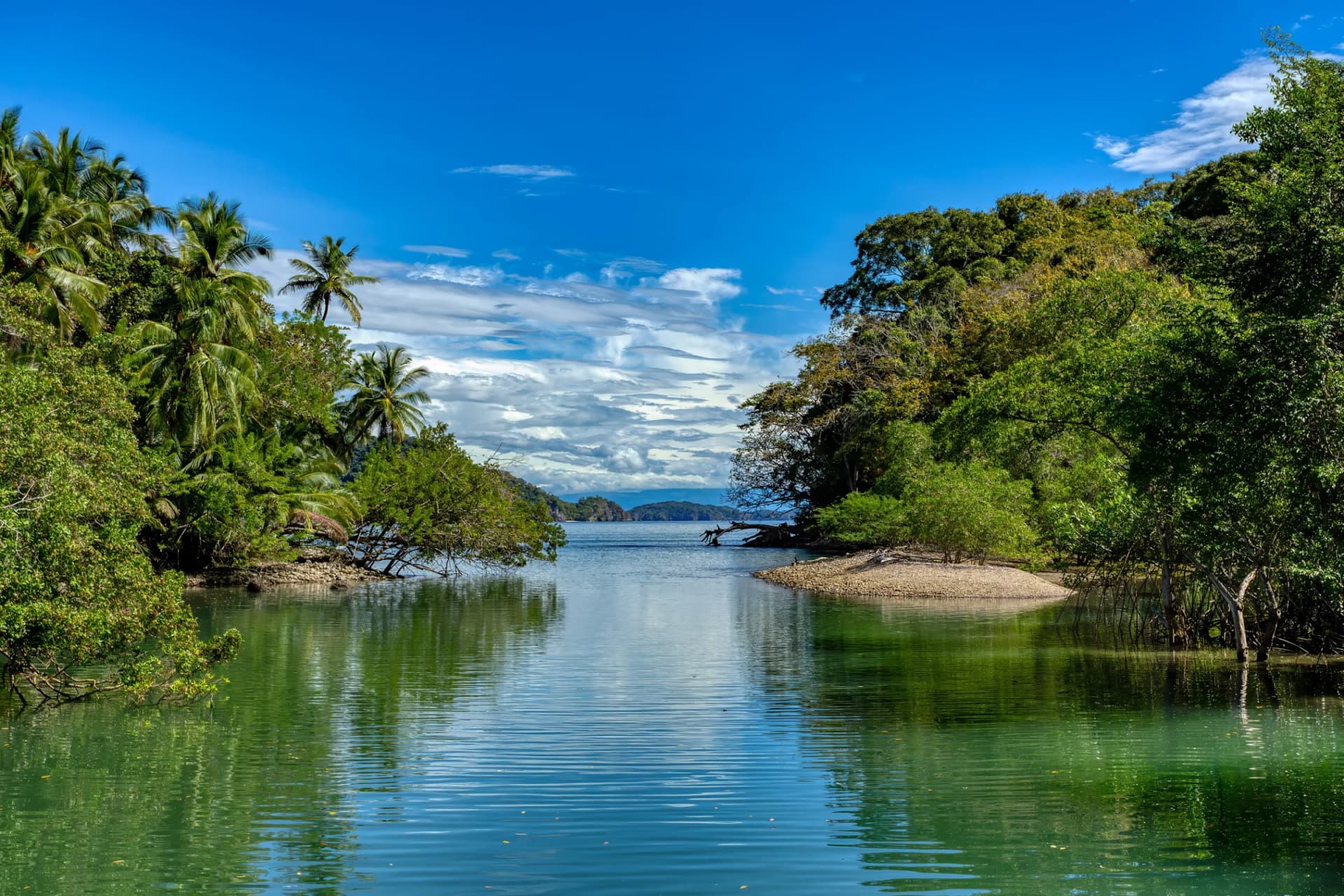 A Complete Travel Guide to Manuel Antonio
