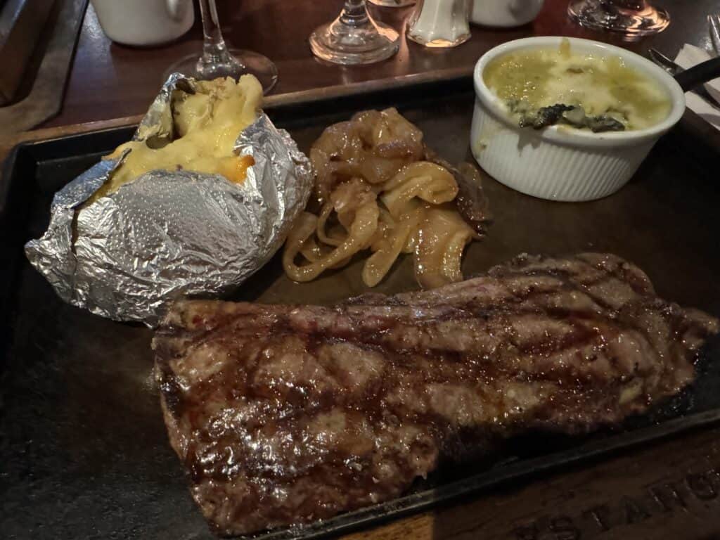 Restaurante La Estancia Steak House