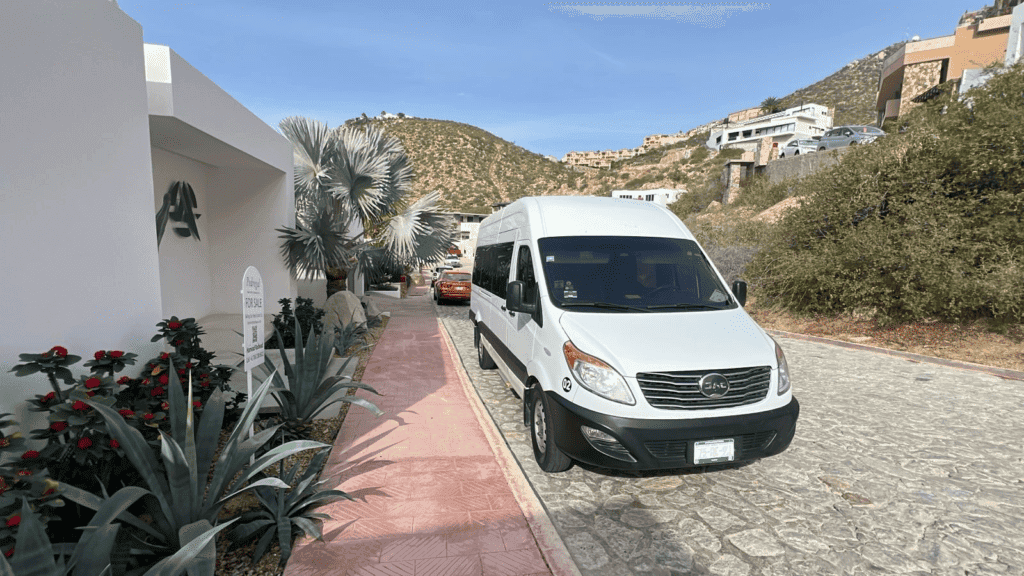 How to Move from Los Cabos Airport