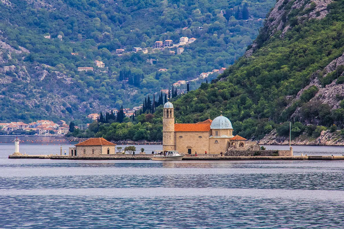 Our Lady Of The Rocks