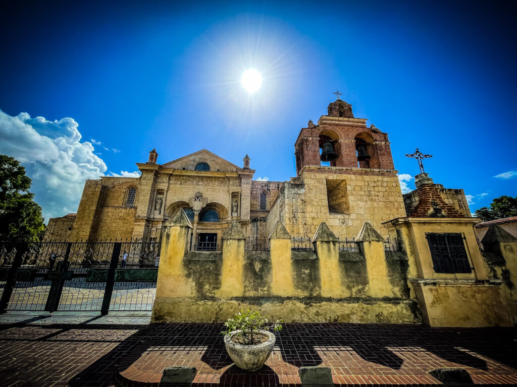 Explore Zona Colonial In Santo Domingo