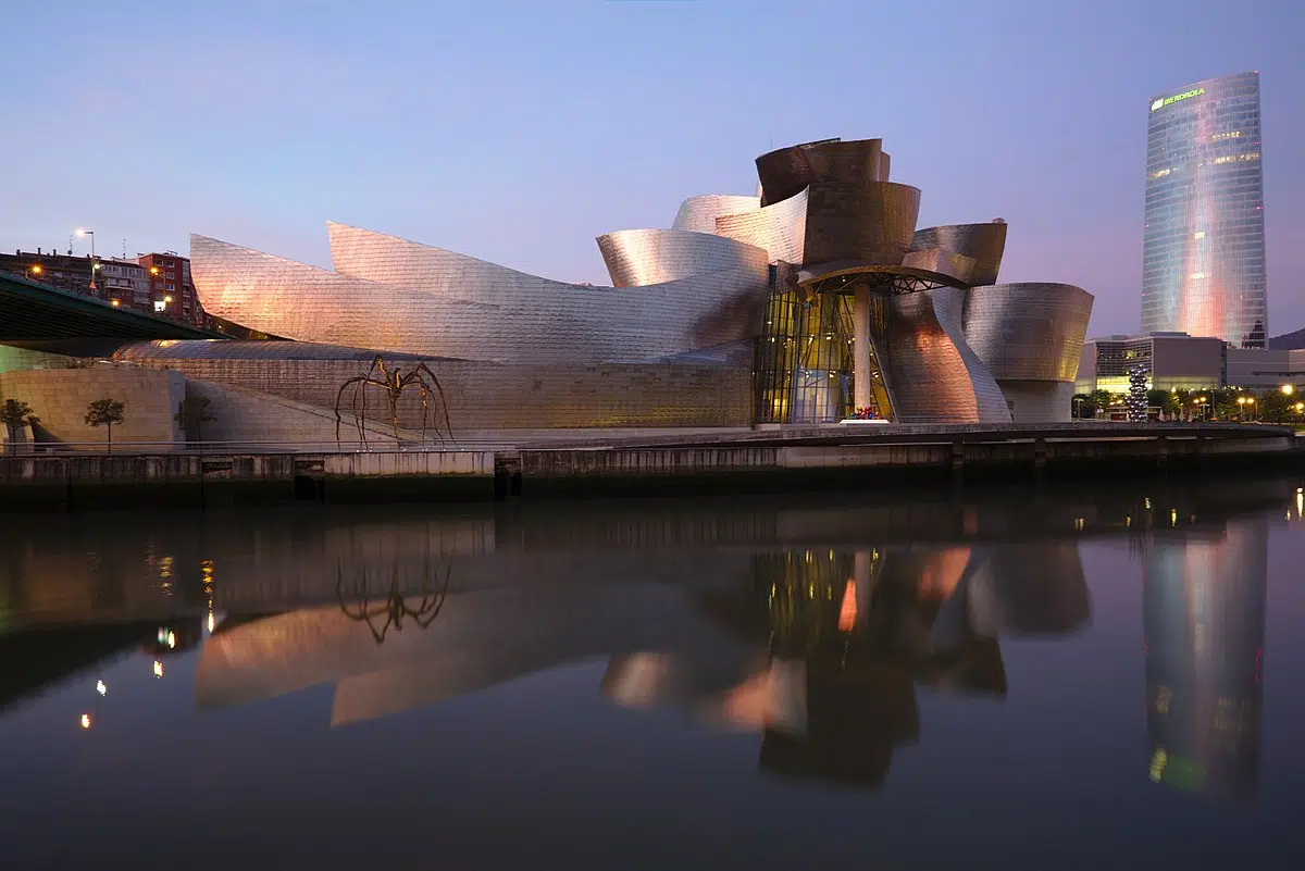 Guggenheim Museum (Bilbao)