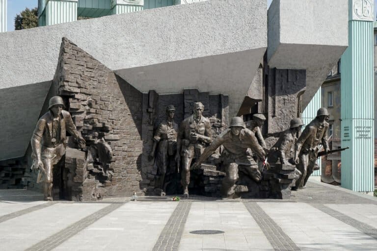 Monument to the warsaw uprising fighters
