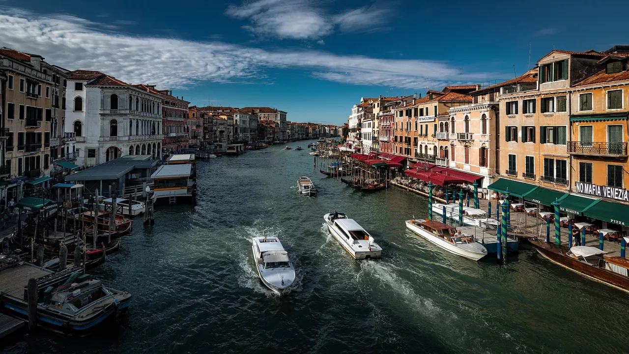 Exploring the top 10 things to do in venice