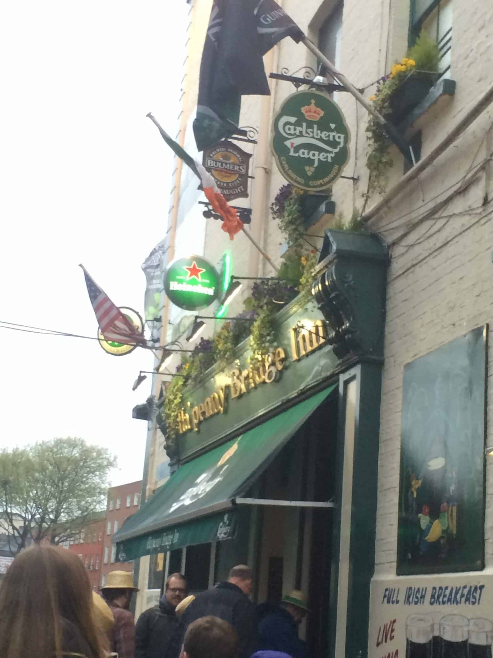 The ha'penny bridge inn