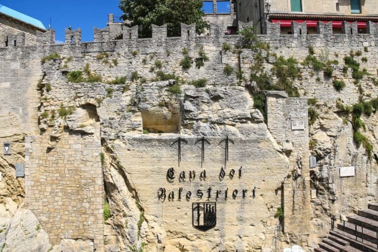 Cava dei balestrieri - quarry crossbowmen in san marino