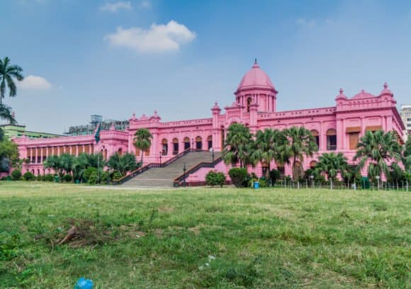Ahsan Manzil - Bazar Travels
