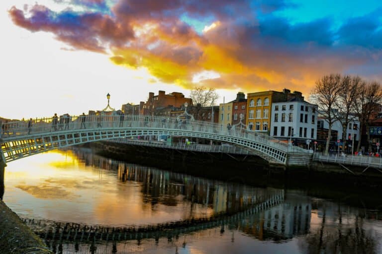 Ha'penny bridge