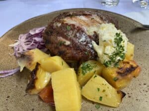 Tri šešira Tri šešira