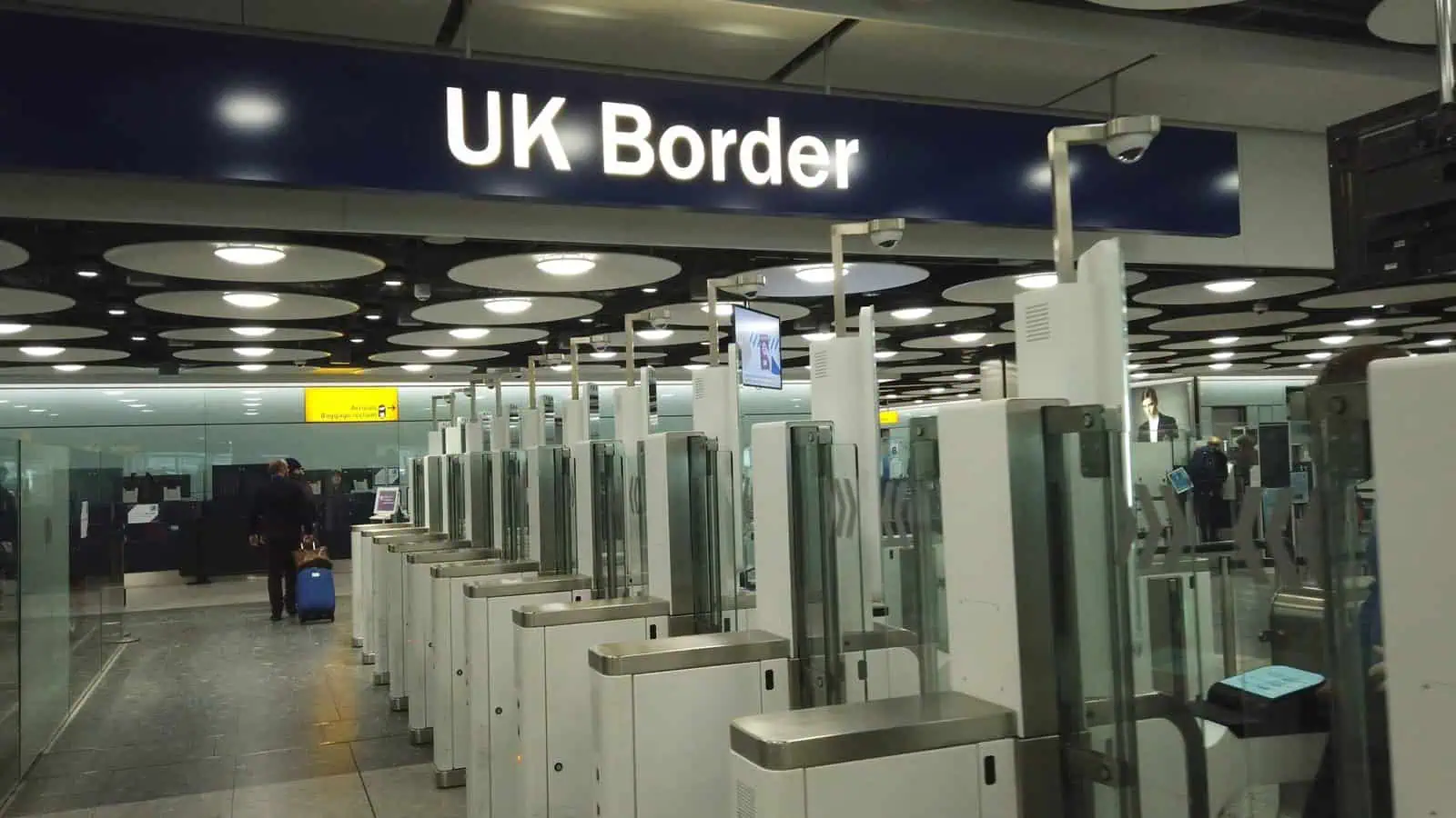 Dreaming of the english countryside? Make sure you have the right travel documents first