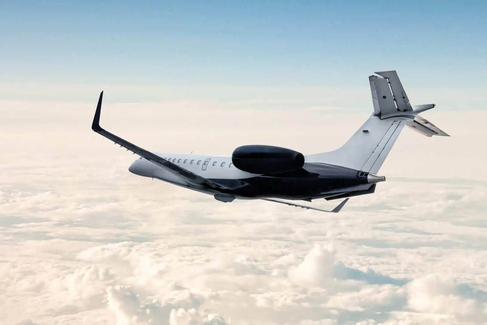 5 Surprising Benefits of Private Jet Rental for Travelling Overseas