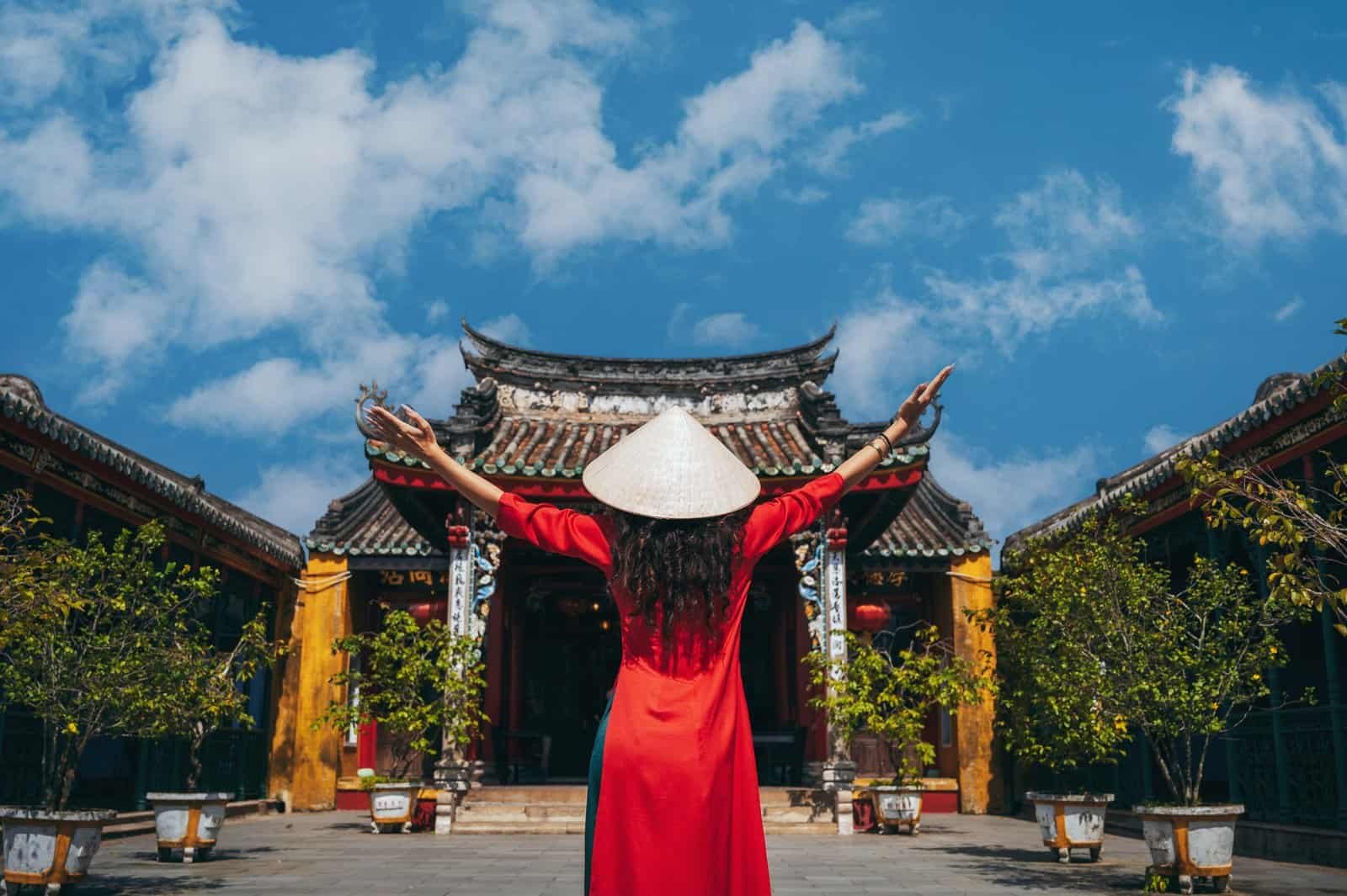 Beyond the Basics: Places That Require a Special Travel Wardrobe
