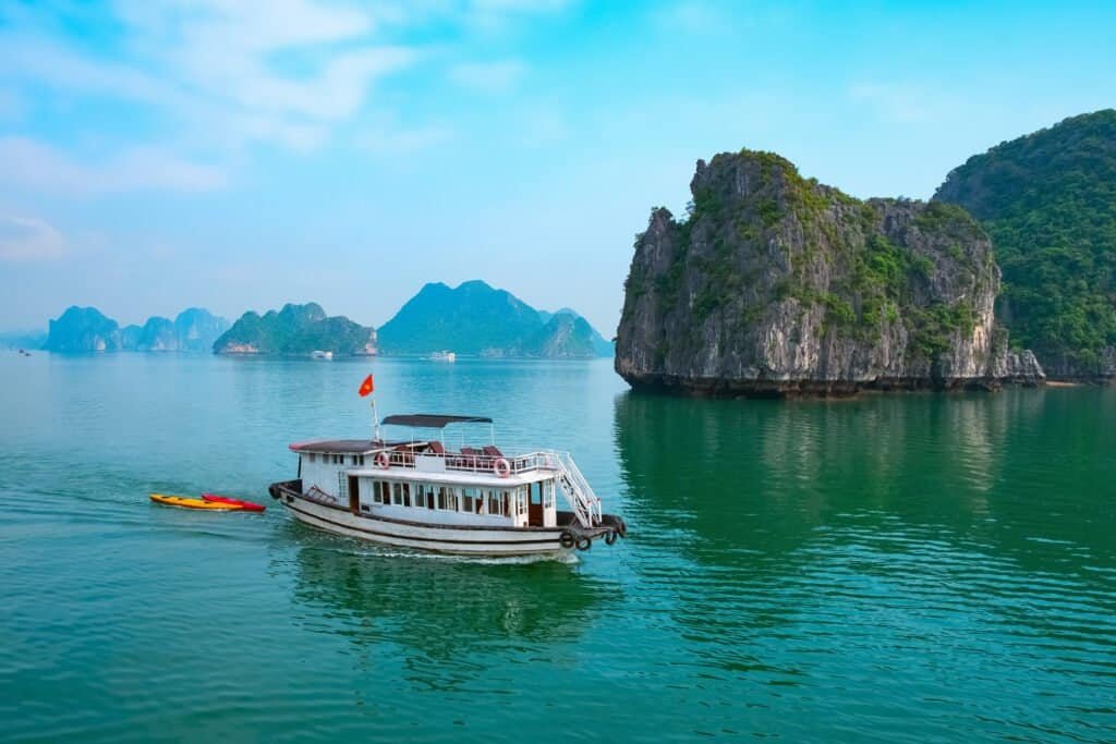 Halong sonata cruise