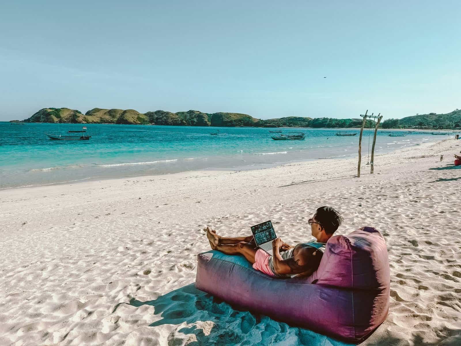 Secure your business identity with a virtual address while traveling