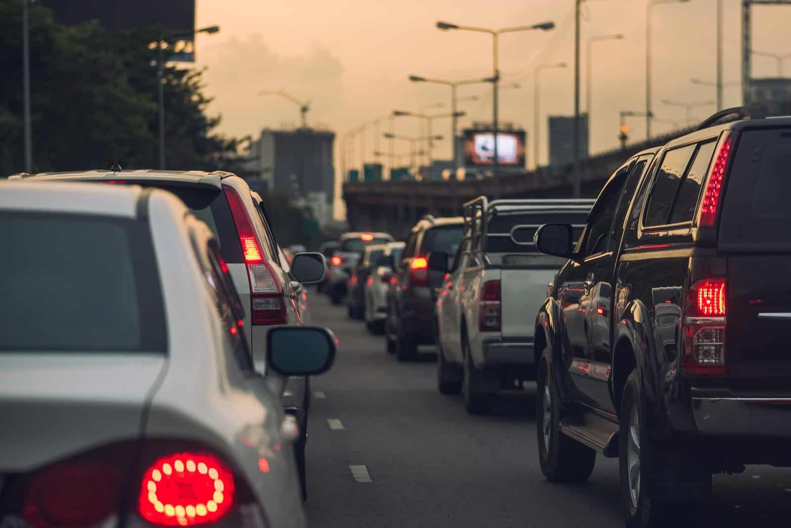 A Complete Guide to Rush Hour in St. Petersburg