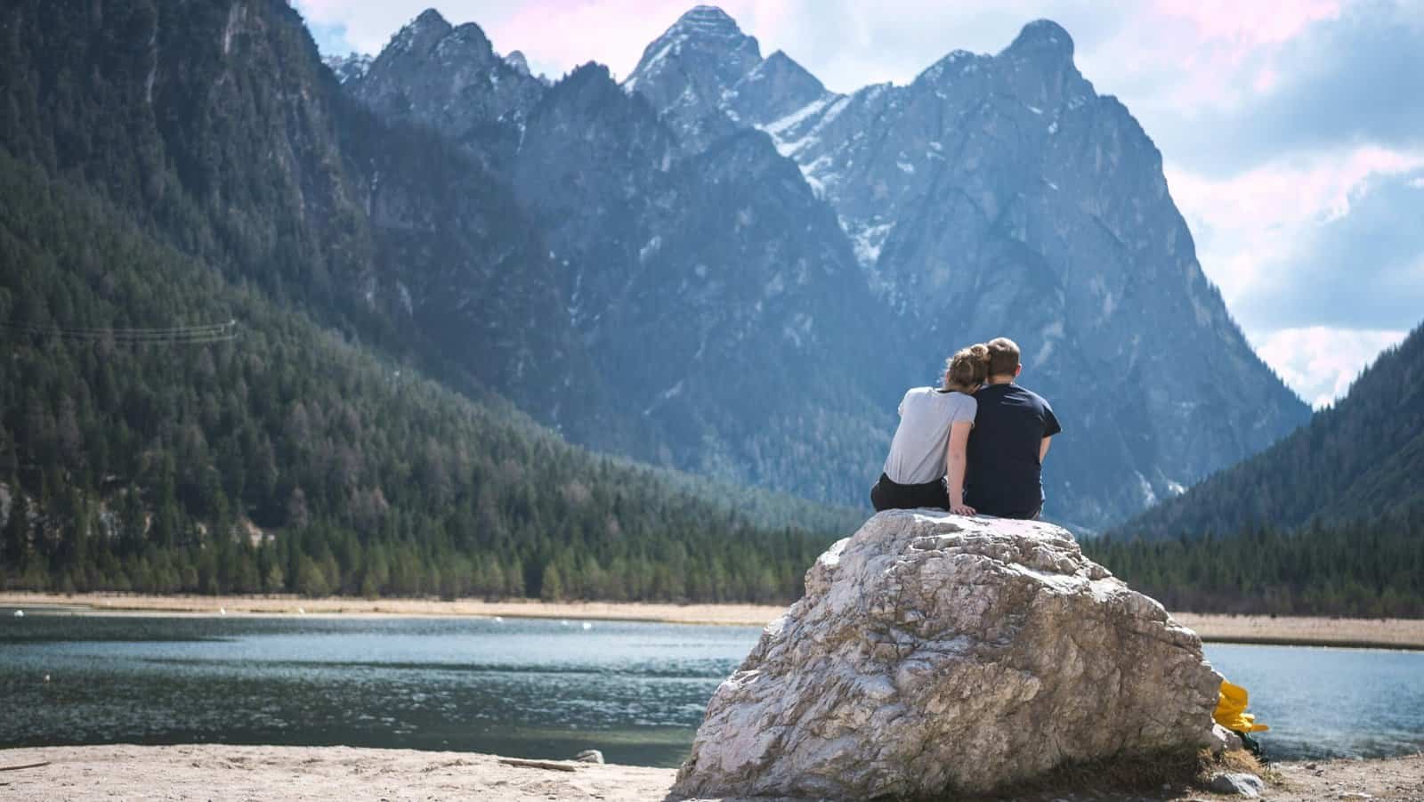 Best u. S. Destinations for couples who love adventure
