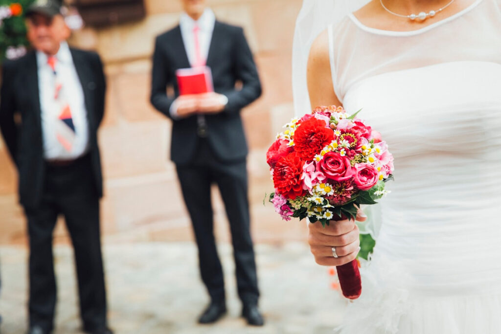 Which wedding chapel to choose in California: Lucky Wedding Day Chapel in LA - Same Day Marriage Services